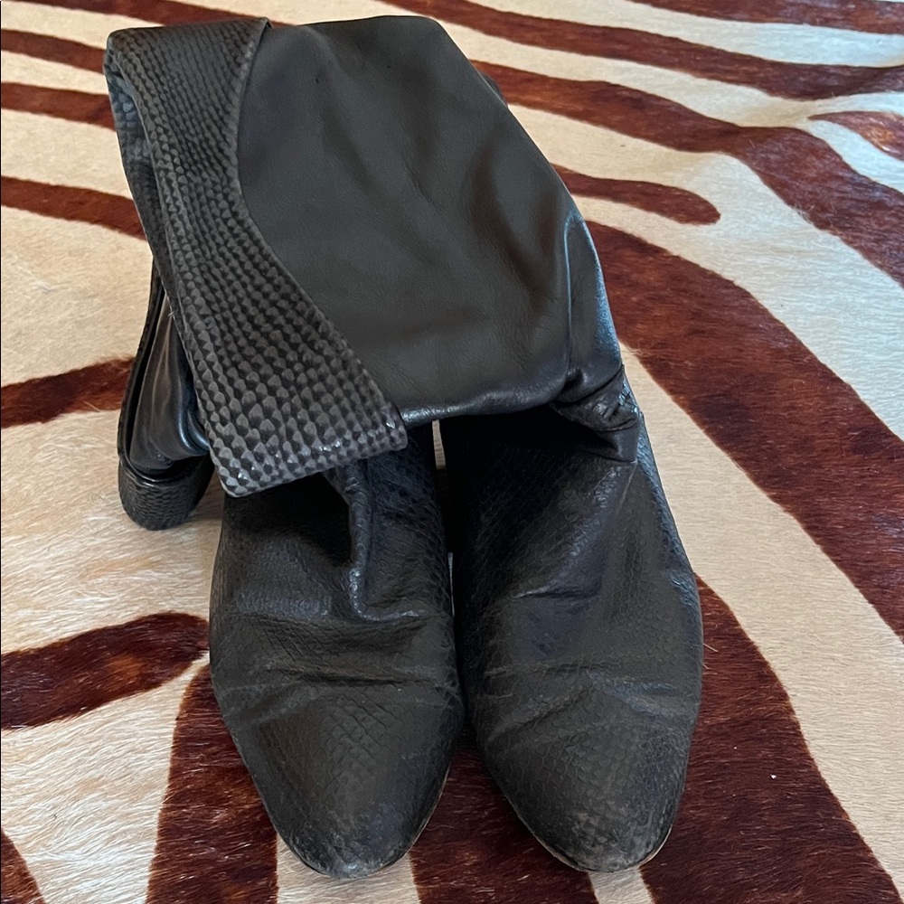 Vintage Black slouch Leather Western Cowboy  Boots 7.5